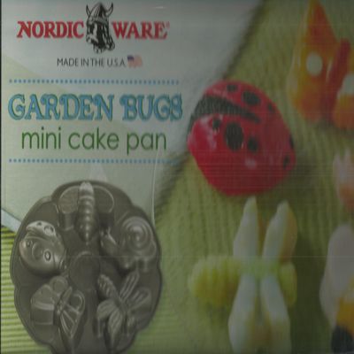 Nordic Ware 85524 Garden Bug Cake Pan