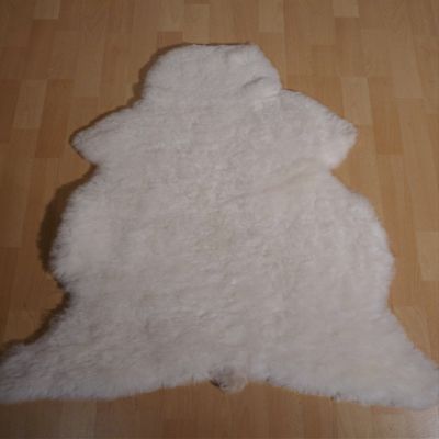 Sheepskin Lambskin Natural Fur Short Hair White 110–120 cm
