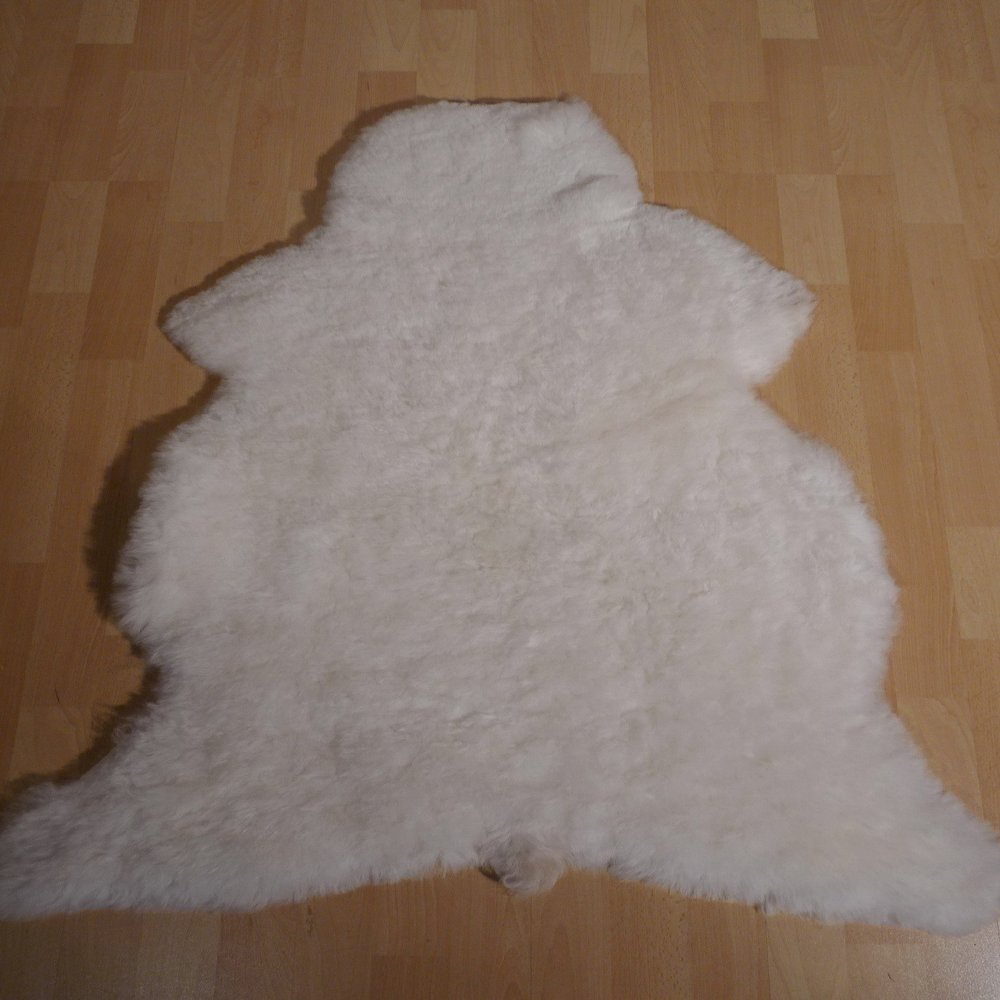 Sheepskin Lambskin Natural Fur Short Hair White 110–120 cm