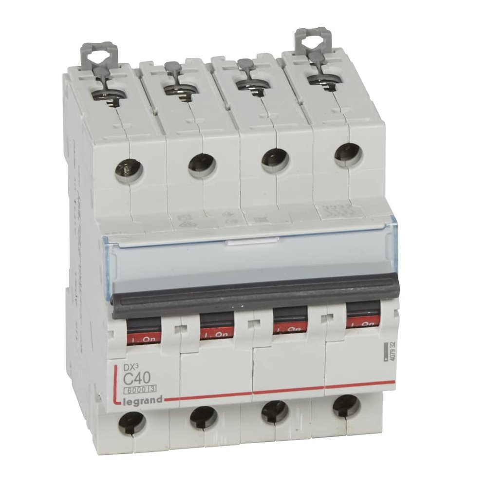 MAGNET DX3 6/10 kA C 4P 40A