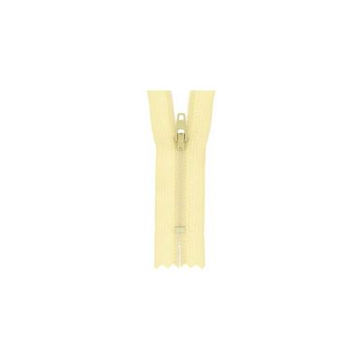 Nylon Closed-End Zipper, 15 cm – Distrifil, Ecru 152