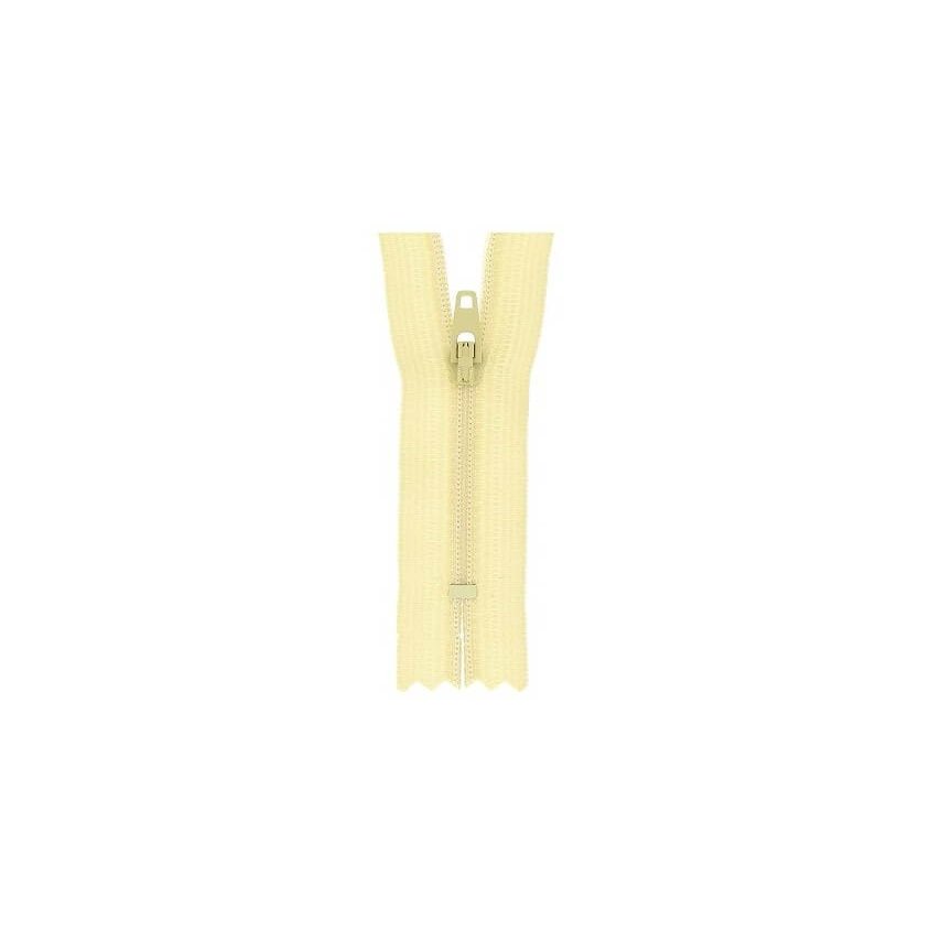 Nylon Closed-End Zipper, 15 cm – Distrifil, Ecru 152