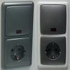 dolf von Hagen Nova Platinum 3-Gang Flush-Mount Cover Frame view 2