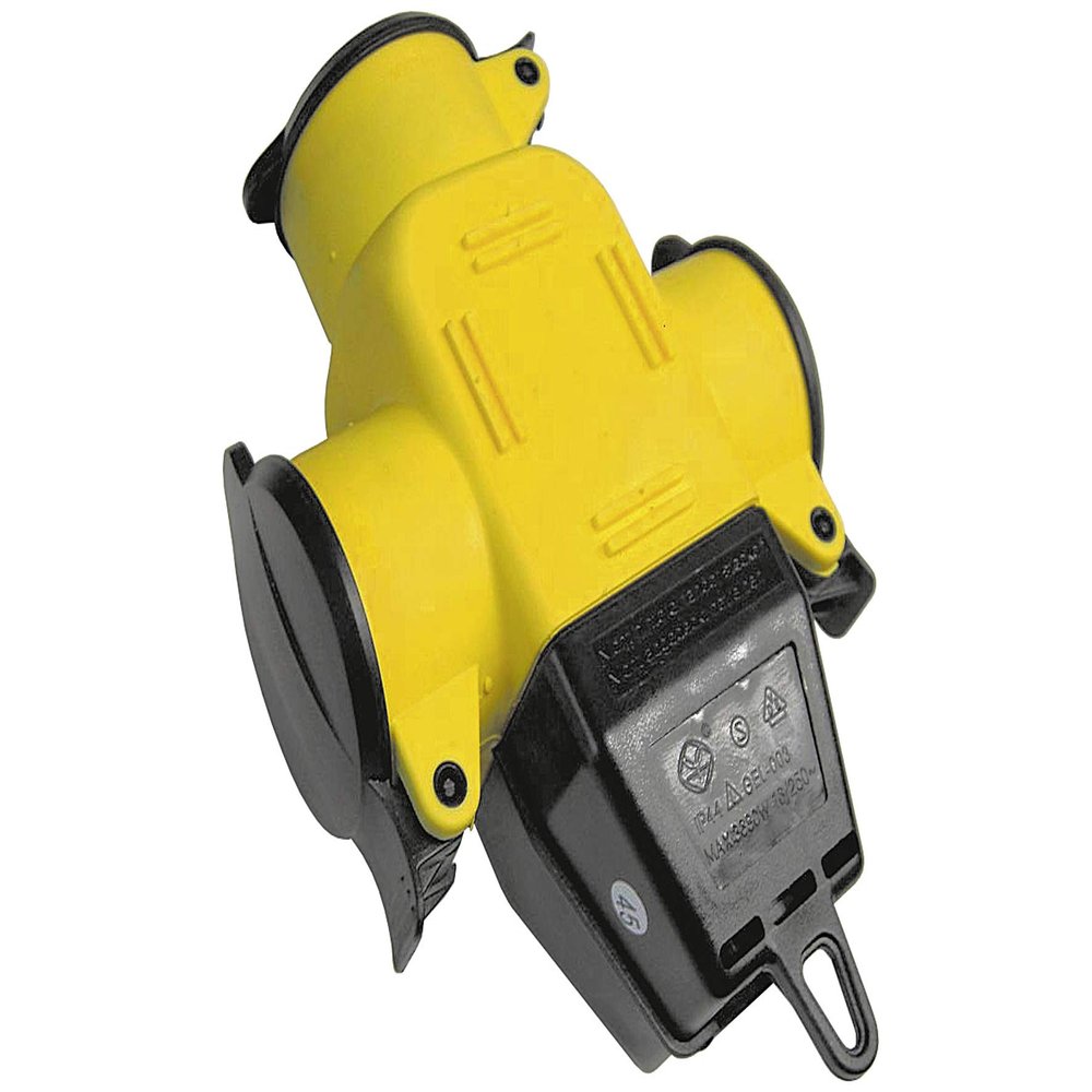 Blass Elektro Schuko 3-Way Coupler, IP44, 609613