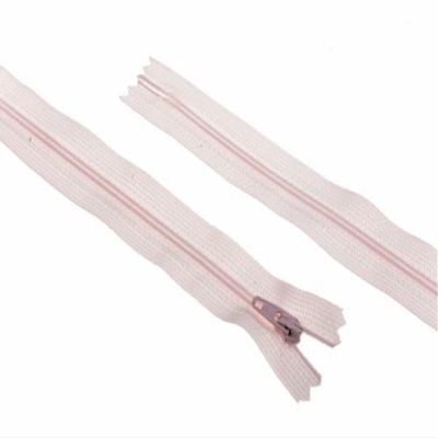 YKK Closed-End Zipper, 15 cm, Pale Pink