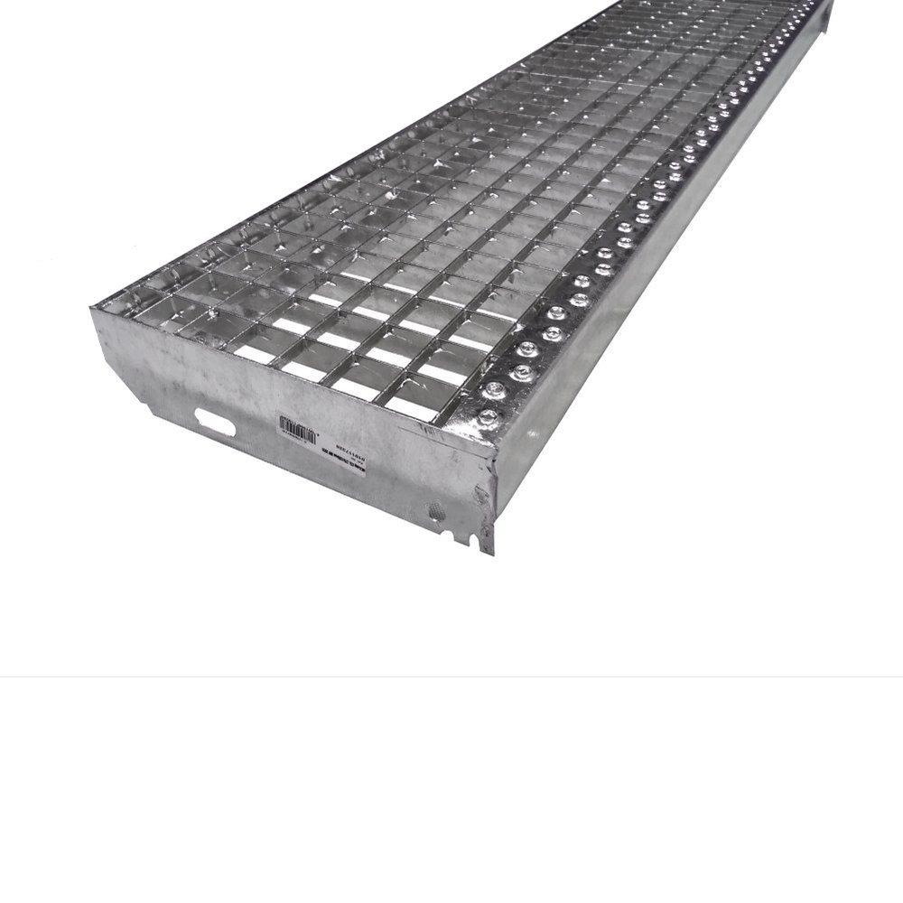 Grating Step - 800 x 270 mm - Anti-Slip Safety Nosing - Mesh Size 30 x 10 - Bearing Bar 20/1.5 mm