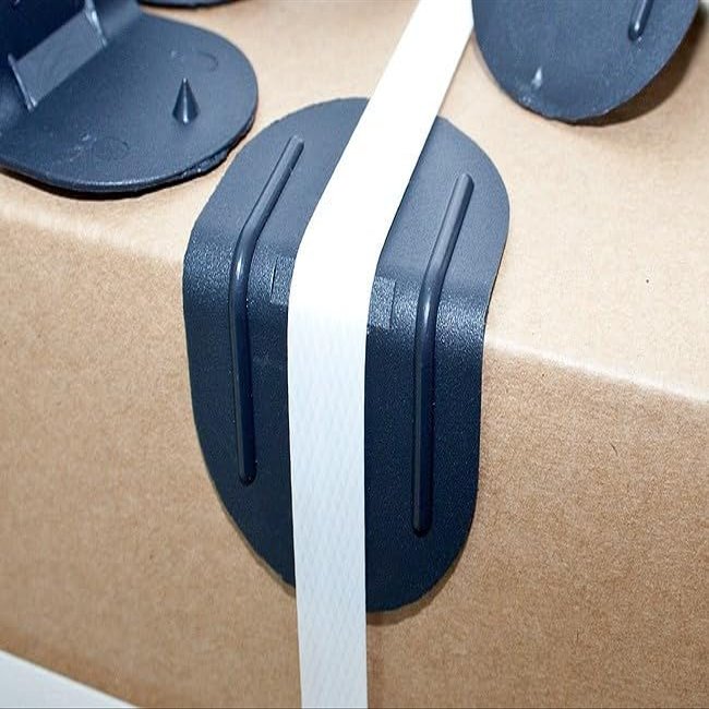 Black Plastic Corner Protectors for Strapping Band, 40 x 40 mm — Box of 1,000