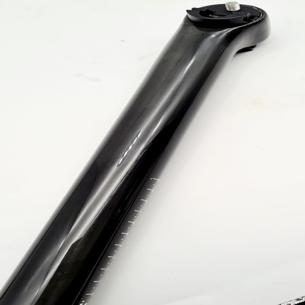 CarbonEnmy UD Carbon Seatpost 400 mm, Approx. 200 g, 5 mm Offset, 27.2/30.8 mm, Up to 100 kg, MTB/Road