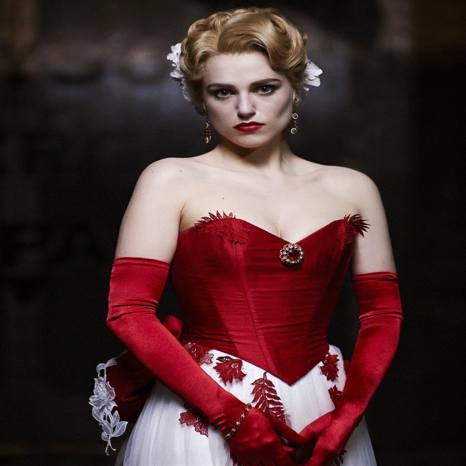 Dracula (TV) Katie McGrath 10 x 8 Photo
