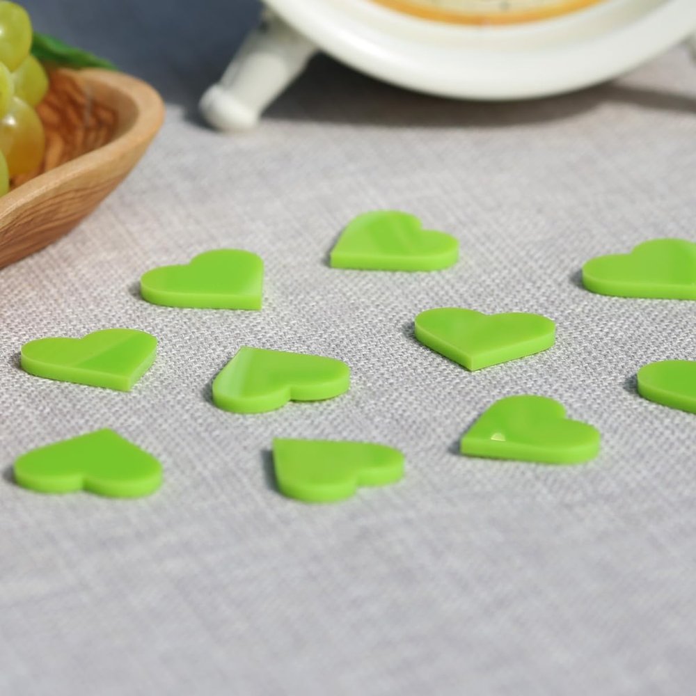 Plexiglass Heart Scatter Decorations, 30 mm, Glossy, Green, 10 Pieces
