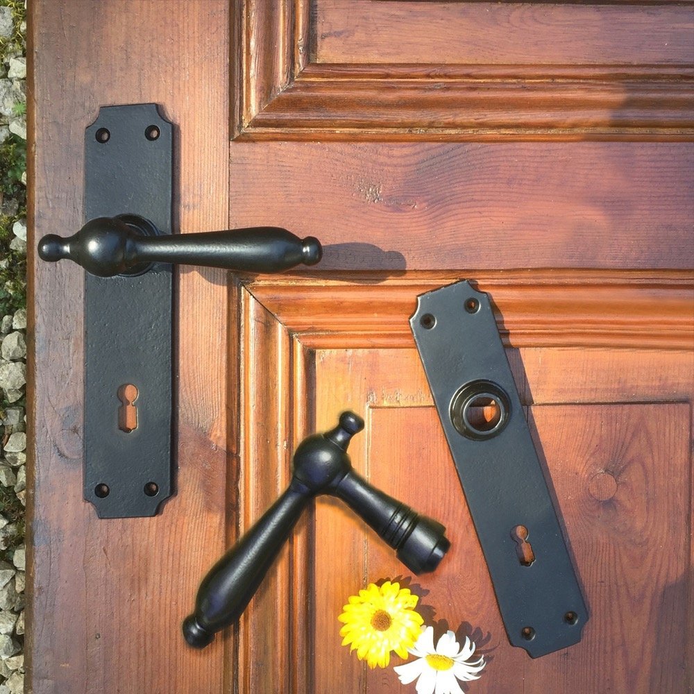 Antikas BB72 Antique Interior Door Hardware Set, Powder-Coated