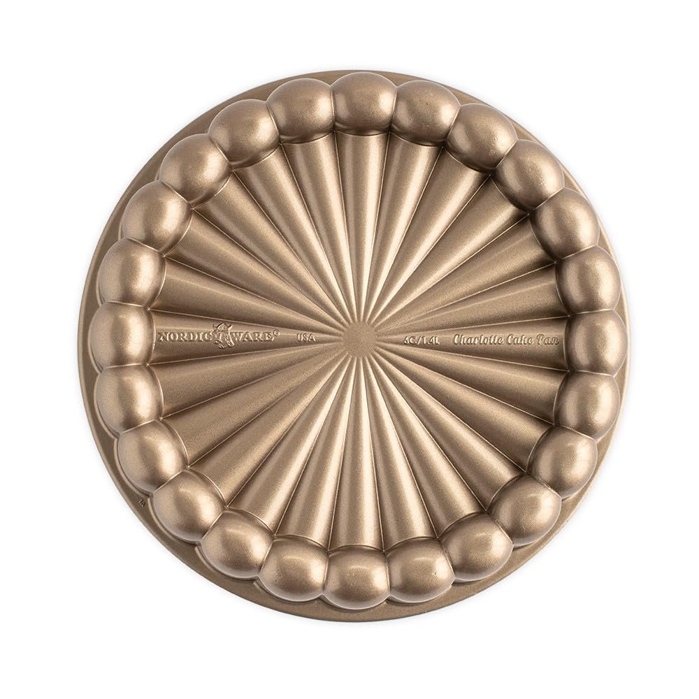 Nordic Ware Aluminum Gold Cake Pan, 22 cm, 83577