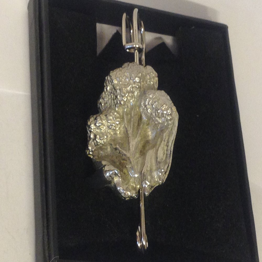 GIFTSFORALL Broccoli/Veg FT56 Scarf Brooch and Kilt Pin, Pewter, 7.5 cm