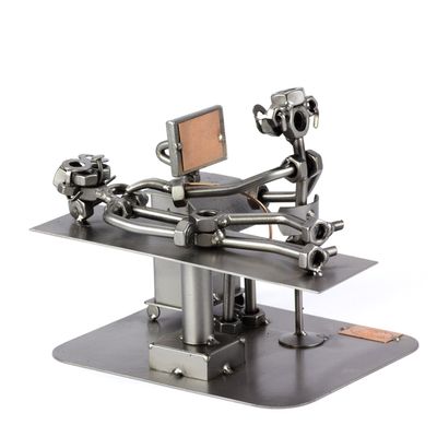Steelman24 Echocardiograph Screw Man