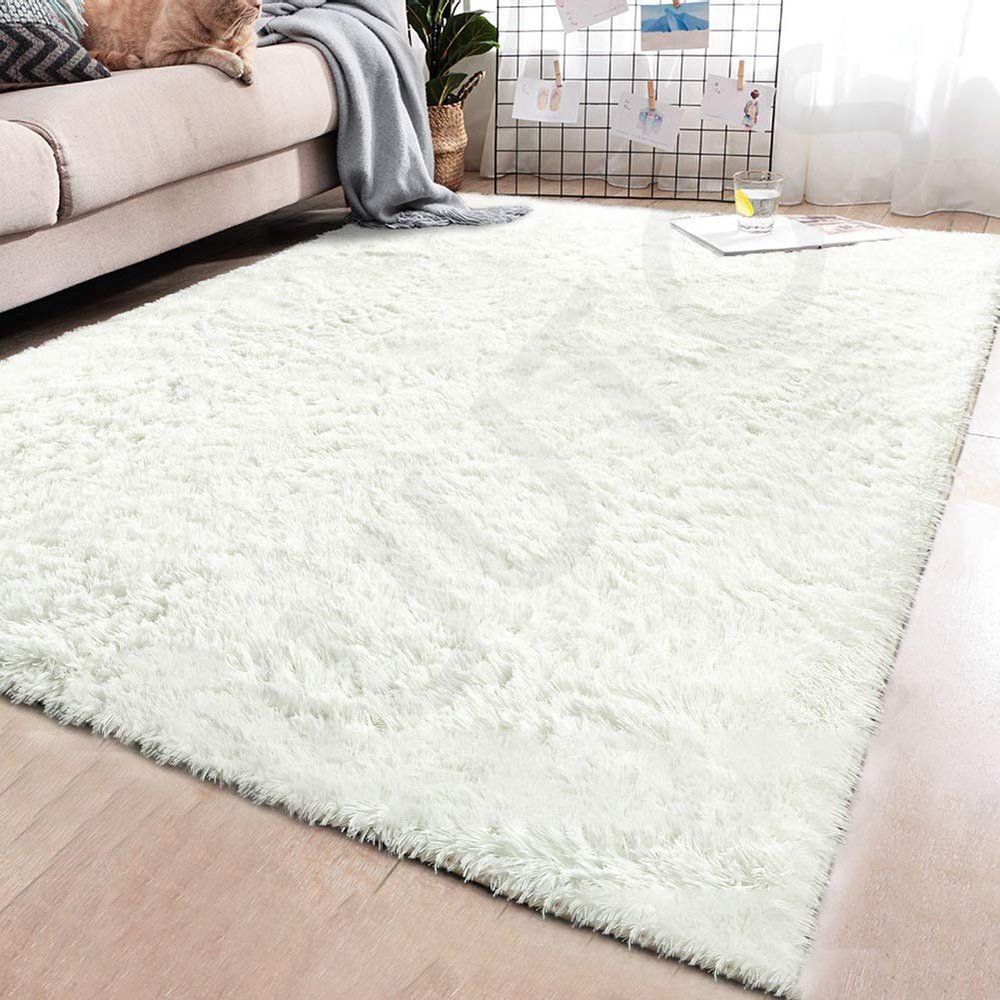 Muutos Plush Non-Slip Rug for Bedroom, Living Room, Dining Room, or Guest Room, Milky, 40 x 110 cm