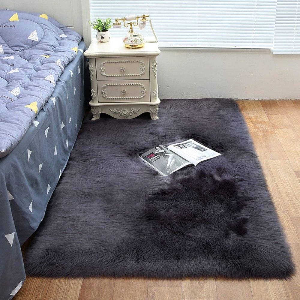ZFHTAO Shaggy Faux Fur Rug, Dark Gray, 70 x 160 cm