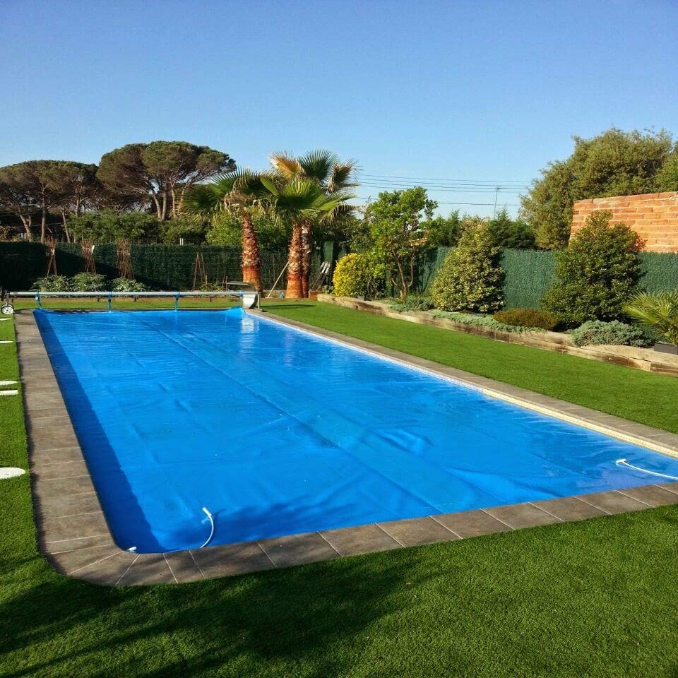 INTERNATIONAL COVER POOL Thermal Pool Cover, 3 x 3 m, 6 x 10 m, with Width Reinforcement