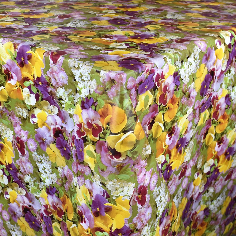 KEVKUS C970 Pansy Floral Oilcloth Tablecloth by the Meter, Round 120 cm, Piped Edge
