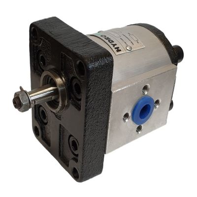 Hydraulic Gear Pump, Group 1 BG1, European Flange, Side Connections Type 2, 1:8 Tapered Shaft, Selectable Displacement 1–7.8 cc/rev, Right-Hand Rotation, Size 6.1 cc