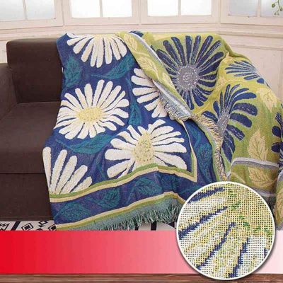RFDFG Nordic Geometric Sofa/Armchair Throw, Double-Sided Jacquard Knit Blanket, Manta, White Flower, 130 x 180 cm