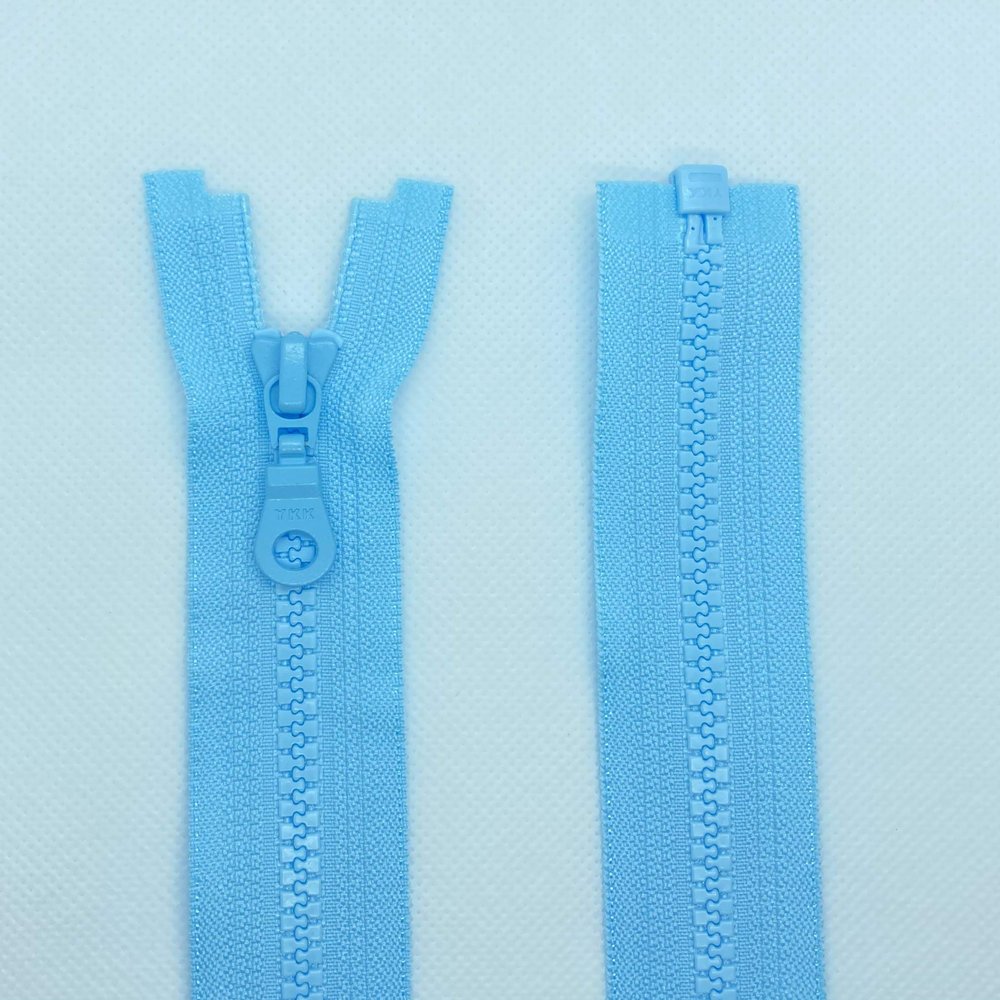 LIL YKK No. 5 Plastic Separating Zipper, Medium-Coarse Teeth, 68 cm (026 Light Blue)