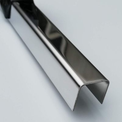 V2A Stainless Steel U-Profile, 1 m, 0.8 mm Thick, Mirror SM8, 10 x 10 x 10 mm