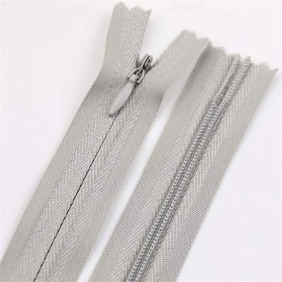 Temhyu Shuxiang #3 Invisible Zippers, 10-Pack, 4–24-Inch Nylon Coil