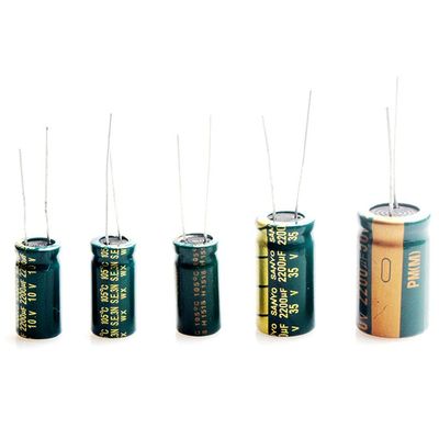 10 High-Frequency Electrolytic Capacitors, 2200 µF, 35 V, 13 × 25 mm