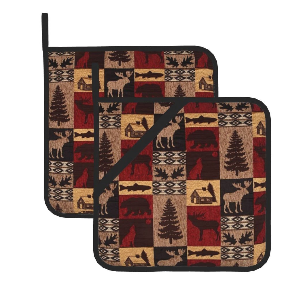 Lodge Bear Heat-Resistant Pot Holder Set