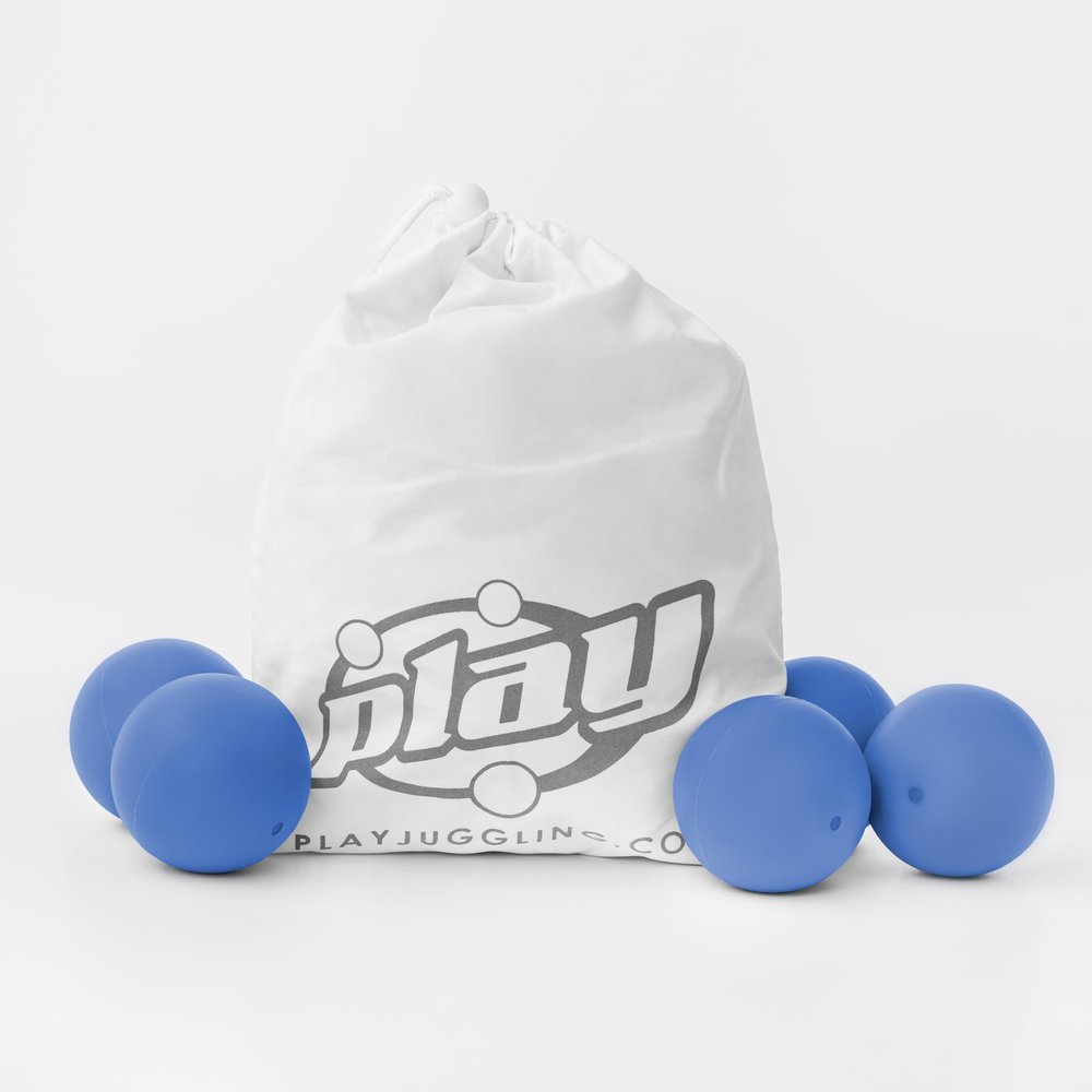 Play Juggling QUINTETTO MMX Juggling Balls - Blue UV, 110 g, 62 mm