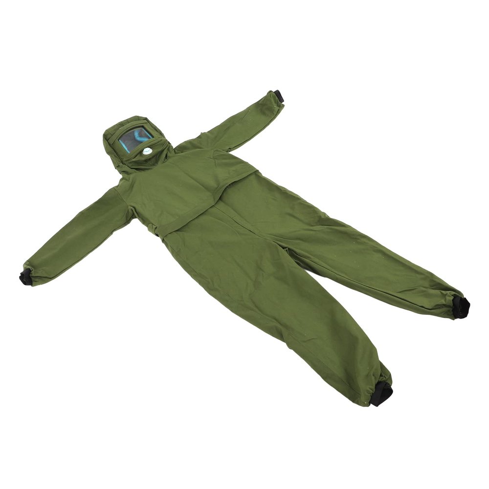 Green Protective Sandblasting Suit for Residue Removal