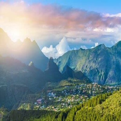 adrium Aluminum Composite Print 140 x 90 cm: Cilaos City in Cilaos Cirque, Réunion Island (149630148)
