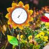 HINAA Sunflower Outdoor Thermometer for Patio, 40.2-Inch Metal Garden Stake Ornament view 3