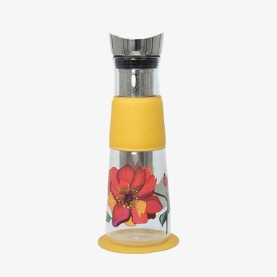 Eigenart Eve Poppy Glass Carafe with Lid, Strainer, Vegan Faux-Leather Sleeve and Coaster, BPA-Free, 1.25 L, 31007