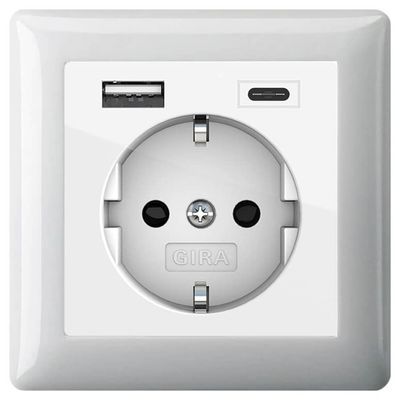 Gira 245903 Schuko Outlet with USB-A/USB-C, Shutter Protection, 1-Gang Standard 55 Frame, Pure White