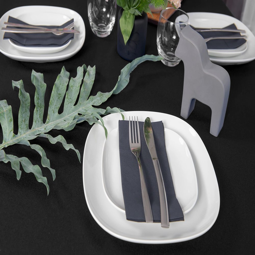 NIBLO Tablecloth (Black, 120 x 160 cm)