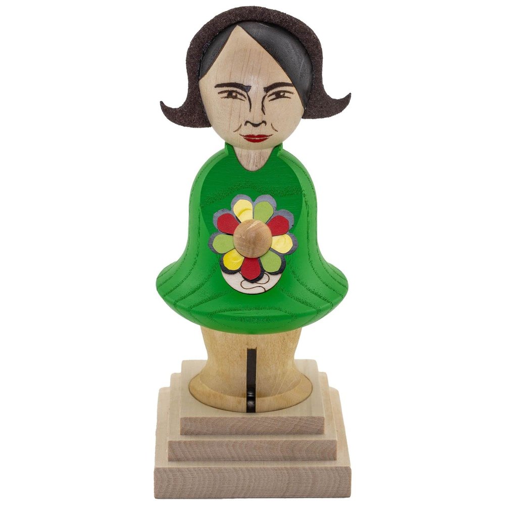 Seiffener Volkskunst | Traffic-Light Smoker Figurine | Erzgebirge Wood Art, 17 cm | Politician Collectible | Annalena Baerbock