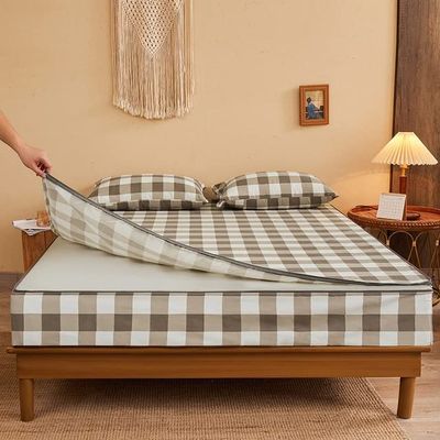 DAVALO Six-Sided Mattress Cover with Zipper, All-Inclusive Removable Bed Cover, Queen-Size Quilted Fitted Sheet