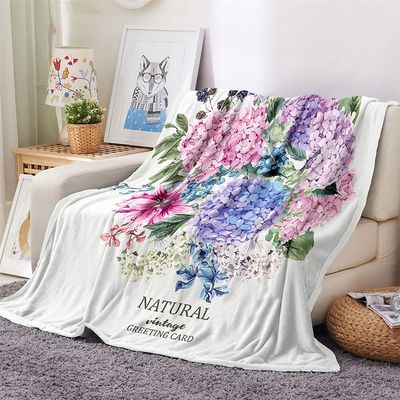 Chickwin Cozy Plush Blanket, Soft Floral Flannel Throw, Warm Microfiber Sofa, Couch or Bed Blanket, 130 x 150 cm, Blueberry