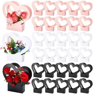 30 Kraft Paper Flower Gift Bags with Handles, Black, White and Pink