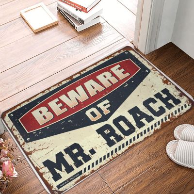 Dsoluuing Welcome Mat, Outdoor Doormat, Beware of Mr. Roach, 40 x 60 cm