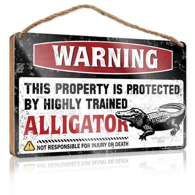 Farmhouse Warning Sign: This Property Is Protected by a Highly Trained Alligator, Wooden Wall Decor for Bars and Homes, 15 x 28 cm