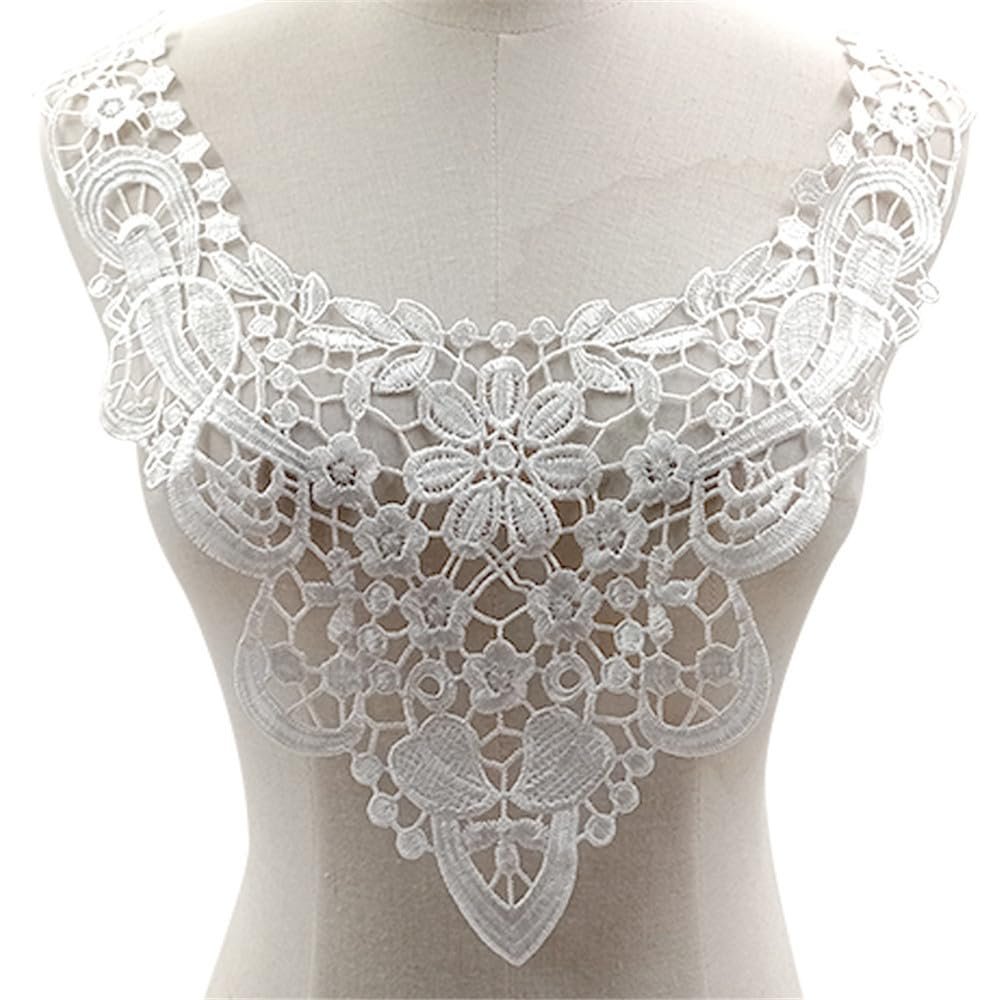 Bianriche Lace Appliqué Collar, Floral Embroidery, 38 x 38 cm, A