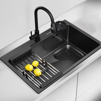 Black Stainless Steel Single-Bowl Kitchen Sink with Cup Washer and Pull-Out Faucet, Accessories Included (55 × 45 × 21 cm)