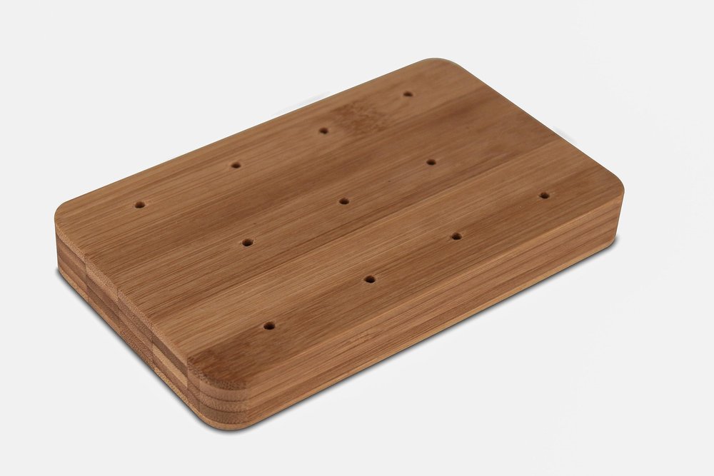 Rectangular perforated bamboo cutting board for cutting brooches, 16.5 x 10 x 2 cm