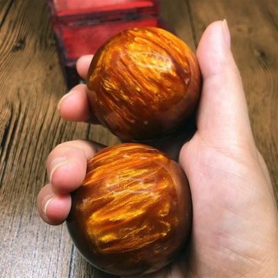 Natural Rough Crystal, Natural Crystals and Stones, Natural Quartz Crystal, Rare Gold Silk, Seaweed, Reiki Healing Ball for Men and Women, for Decoration (Color: Light Green)