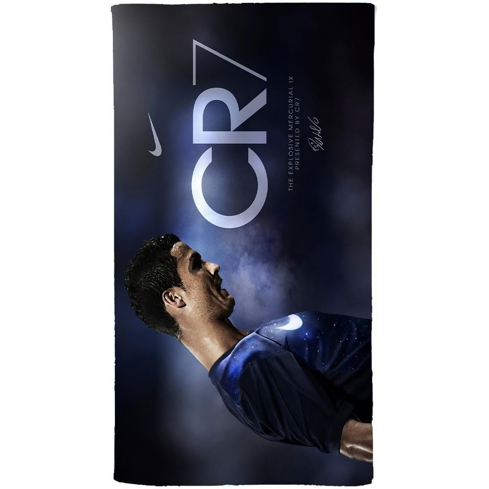 WINUO Football Stars Microfiber Beach Towel, Sand-Resistant, Quick-Drying, Teens, 70 x 140 cm