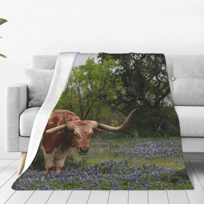 DEHIWI Longhorn Steer and Bluebonnets Flannel Fleece Blanket, 203.4 x 152.4 cm
