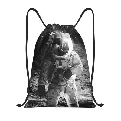 Djnni Sugar Skulls Butterfly Drawstring Bag, Lightweight Gym Backpack, Large Capacity, Lunar Astronaut, S