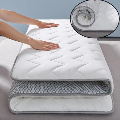 Portable Tatami Mattress, Folding Bed Pad, Futon Sleeping Pad, Rollable Memory Foam Non-Slip Guest Bed Pad, Compact and Easy to Store (Color: White, Size: 150 × 190 × 5 cm)